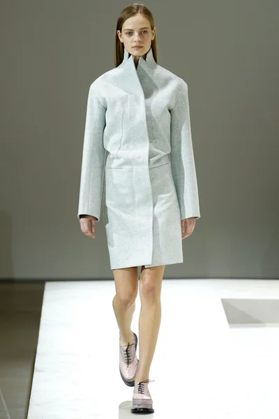 Look 1